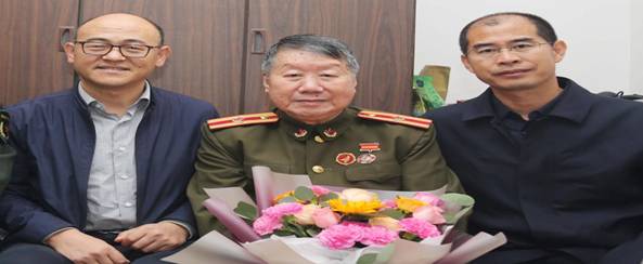 https://xinwen.qust.edu.cn/__local/8/96/D0/A23289B5269D80D63066A4DBC51_67345934_1401F.jpg